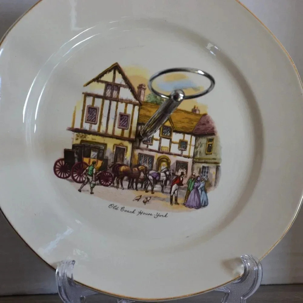 Barker Bros. England Dessert Plate